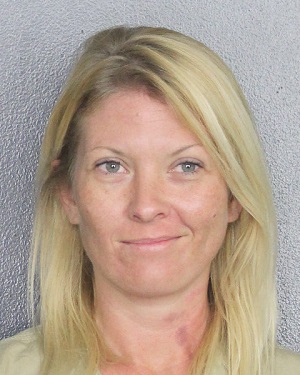 TARA NICOLE ASSUMPCAO