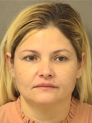 MARIANELA CHAVIANO CASTRO